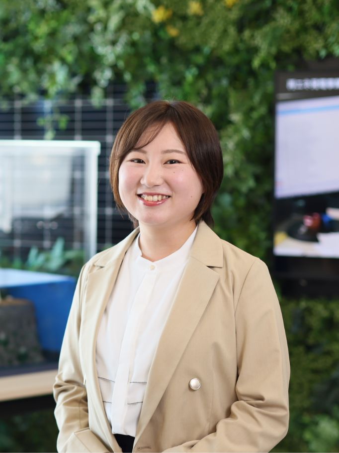 写真：井戸垣 茉利